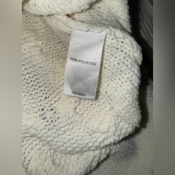 J. Jill Ivory Chenille Cable Knit Sweater NWT Small - Picture 6 of 8